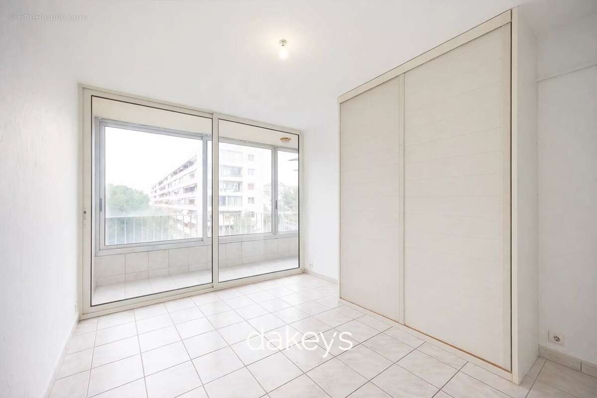 Appartement à MARSEILLE-9E