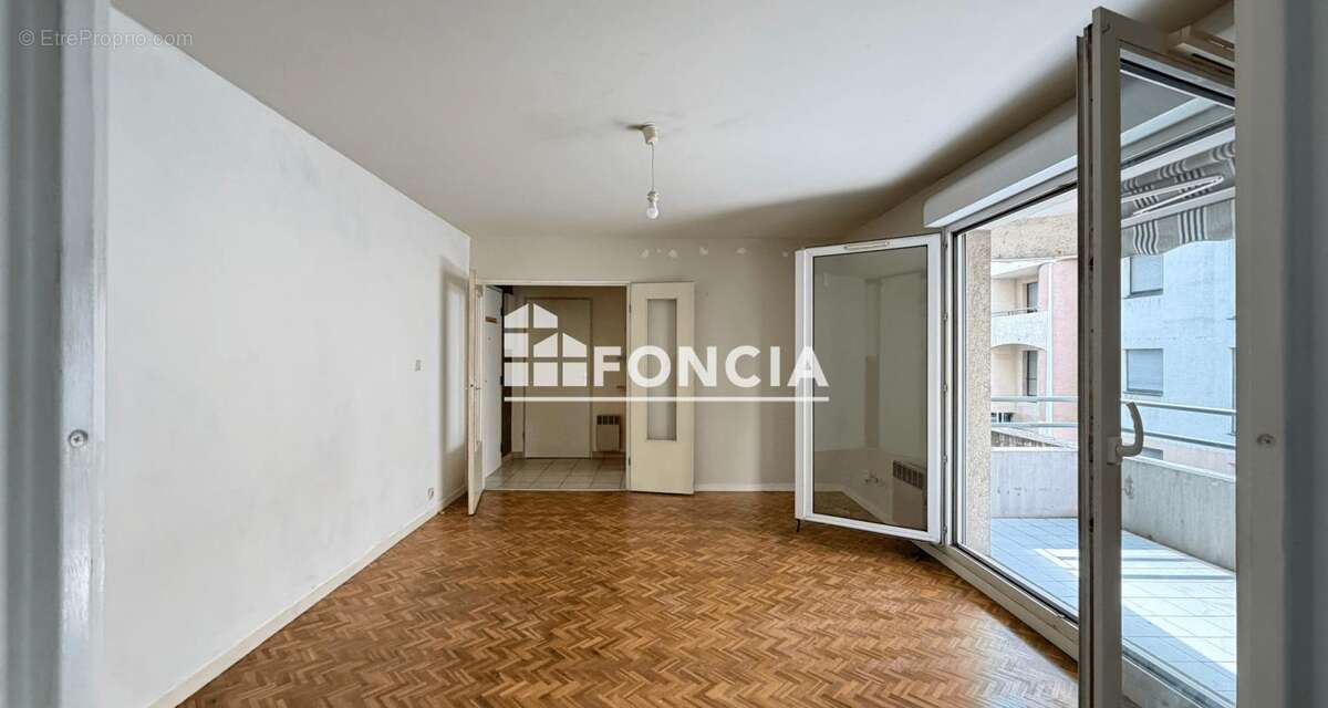 Appartement à LYON-3E