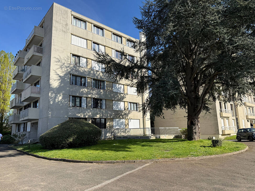 Appartement à RAMBOUILLET