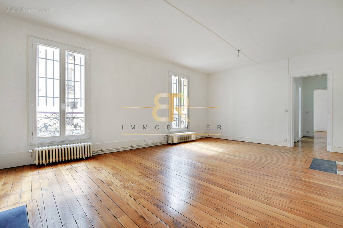 Appartement à PARIS-19E