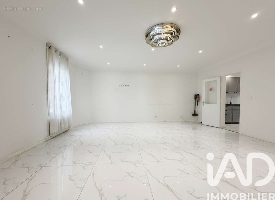 Photo 2 - Maison à DRANCY