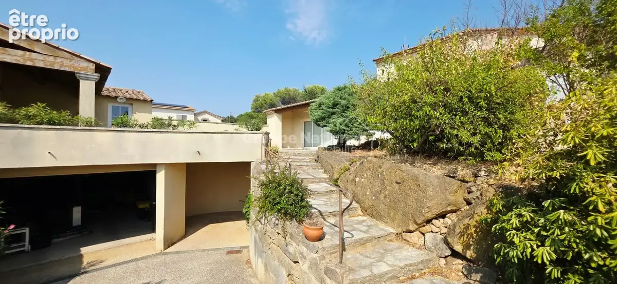 Maison à BAGNOLS-SUR-CEZE