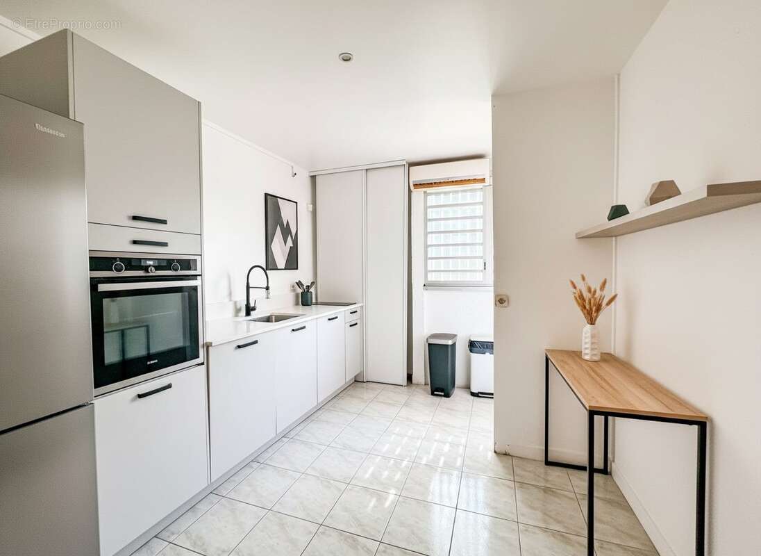 Après - Appartement à LE LAMENTIN