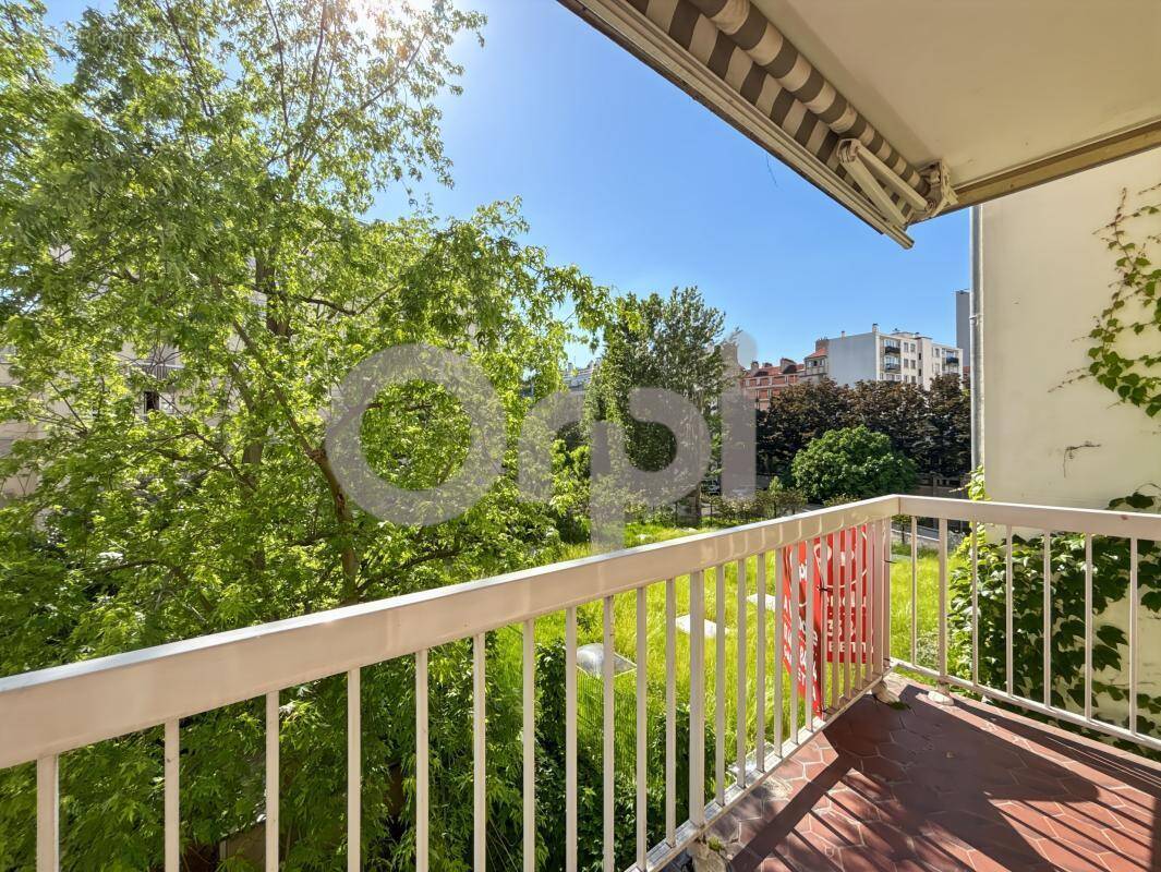Appartement à PARIS-20E