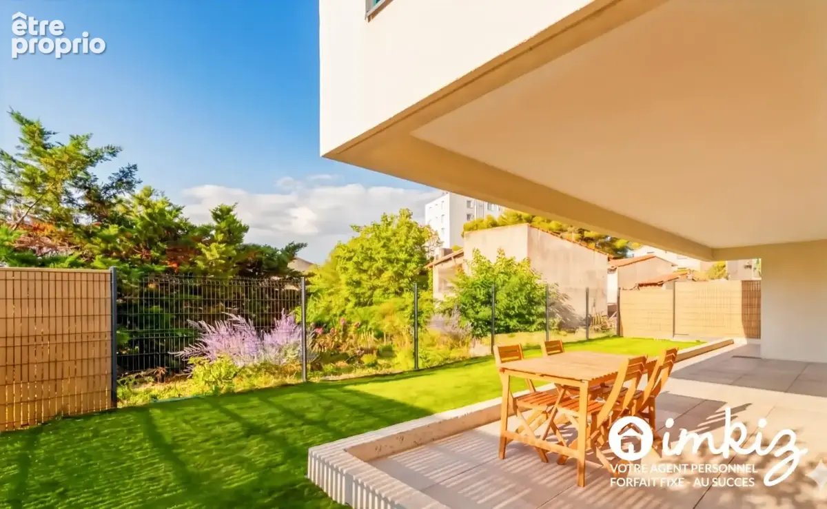Appartement à MARSEILLE-4E