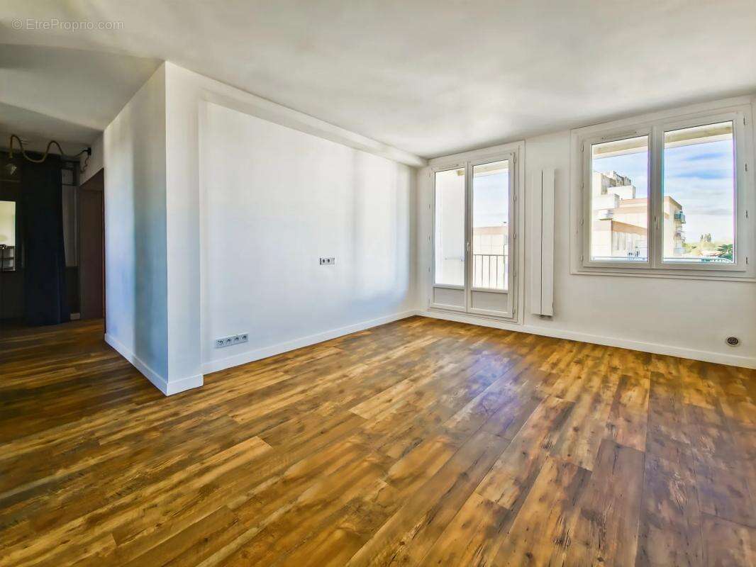 Appartement à MOULINS