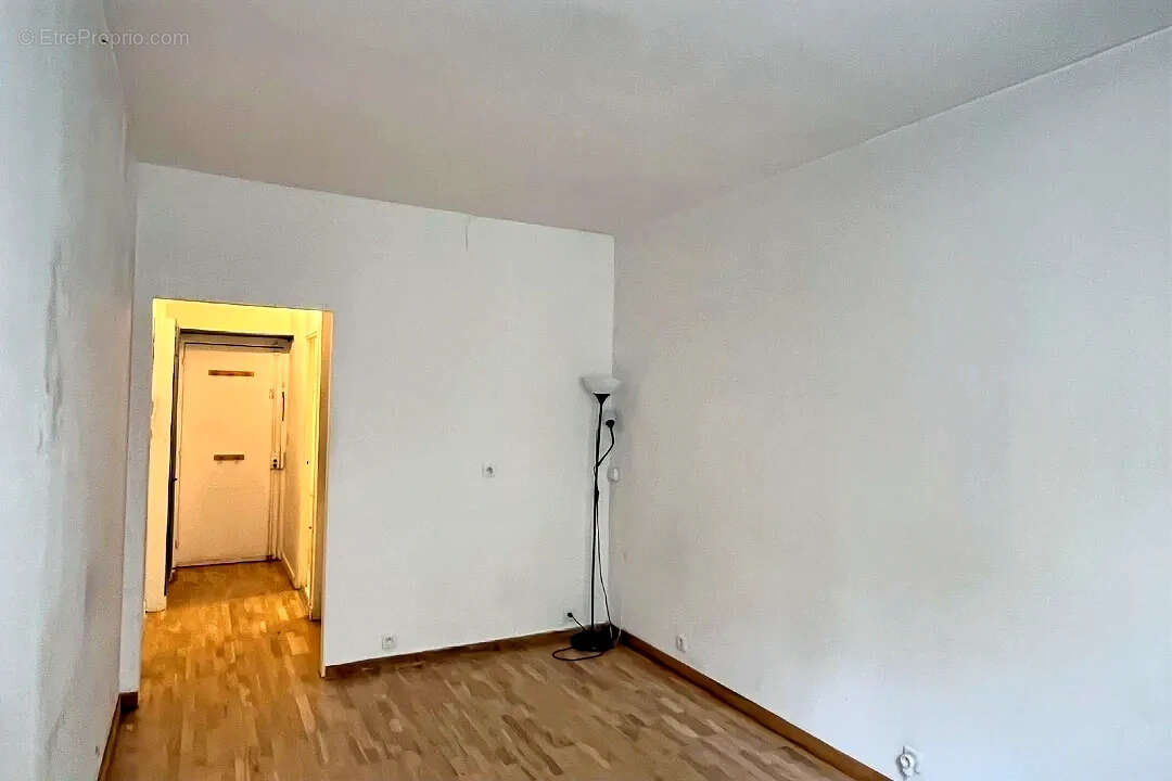 Appartement à PARIS-7E