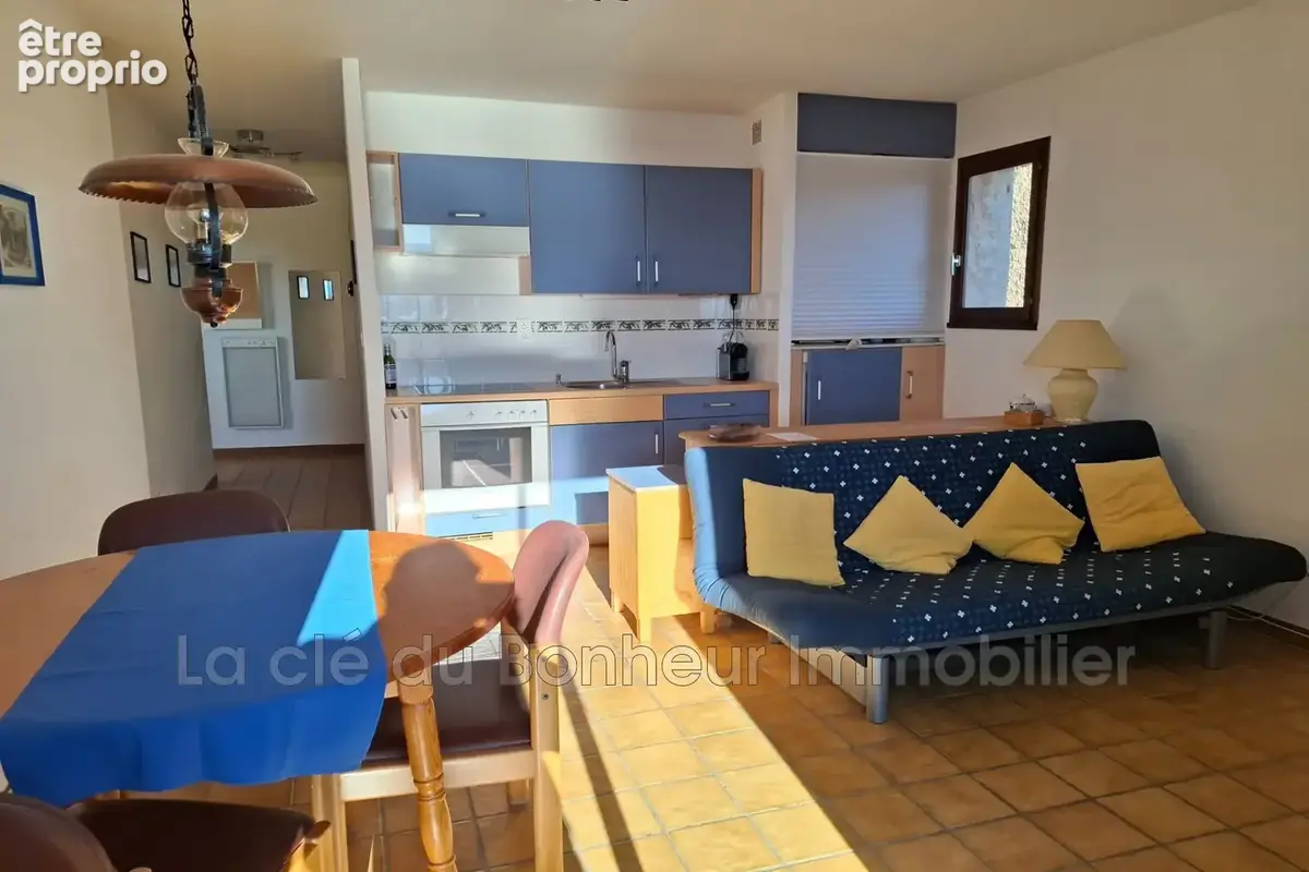 Appartement 3 pièces 45 m² à vendre à Sainte-Croix-Du-Verdon (04500) - photo 2