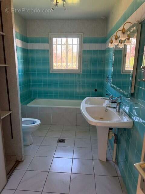 Maison à COLLONGES-AU-MONT-D'OR