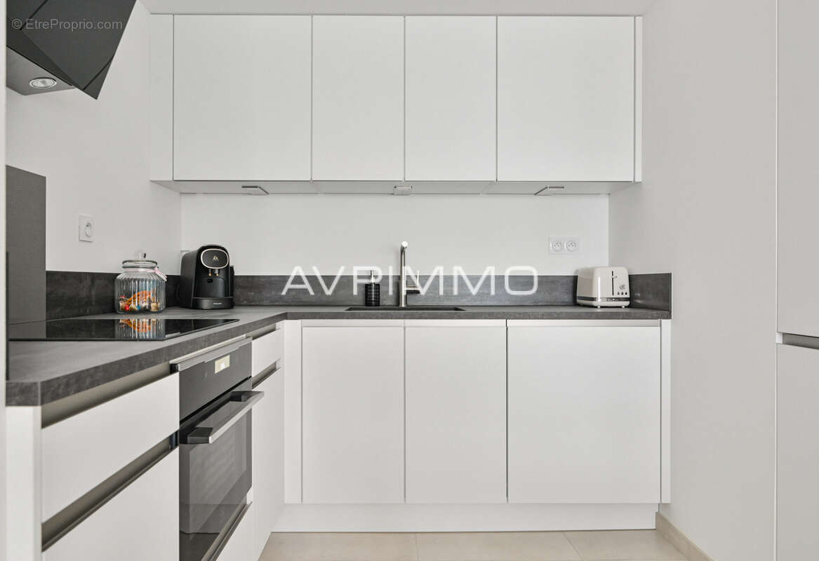 Appartement T2 avec terrasse et jardin à vendre aux Lecques   Saint-Cyr-sur-Mer à 80 m de la plage - photo 4