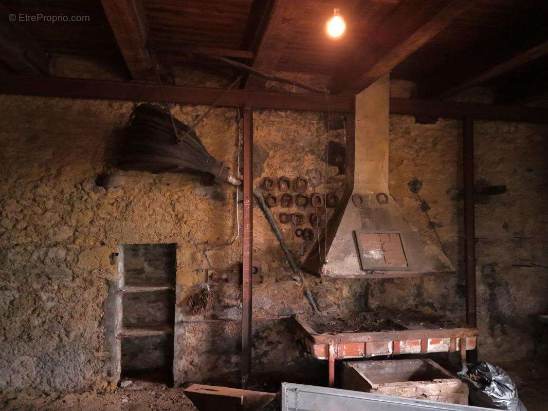 Appartement à MONTADY