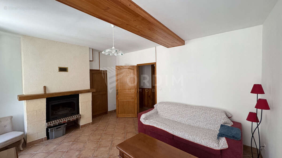 Maison à COSNE-COURS-SUR-LOIRE
