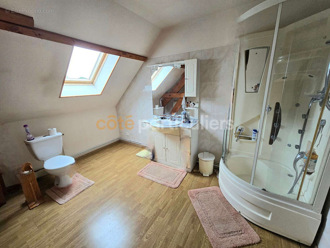 Maison à VILLEBOUGIS