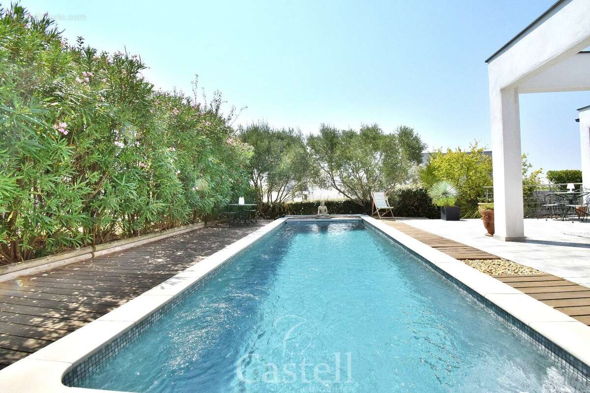 Villa de type 5 avec piscine et garage - photo 4