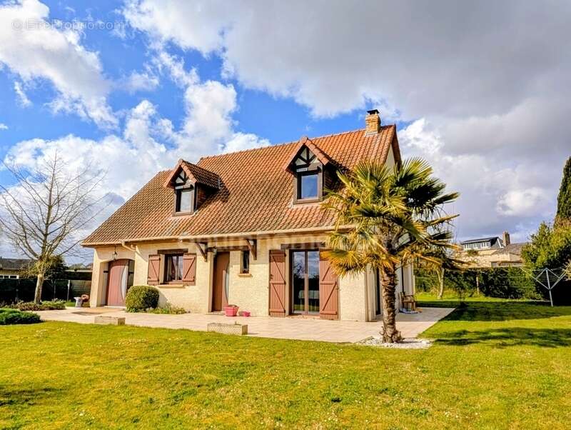 Maison à SAINT-JEAN-DE-FOLLEVILLE
