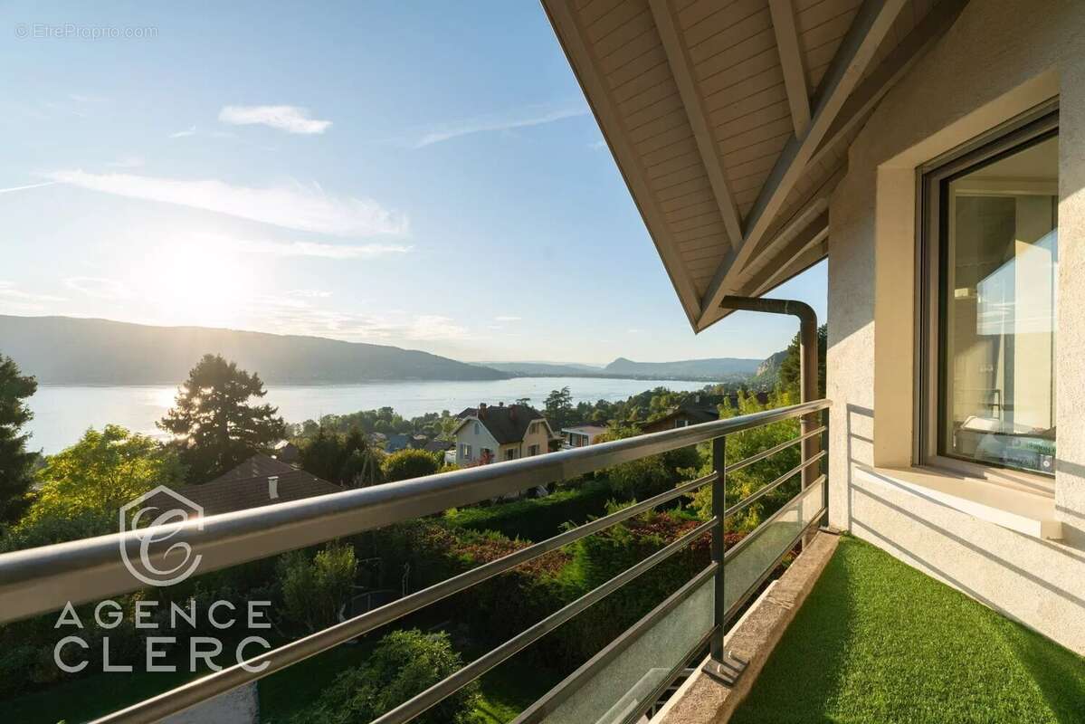 Maison à VEYRIER-DU-LAC