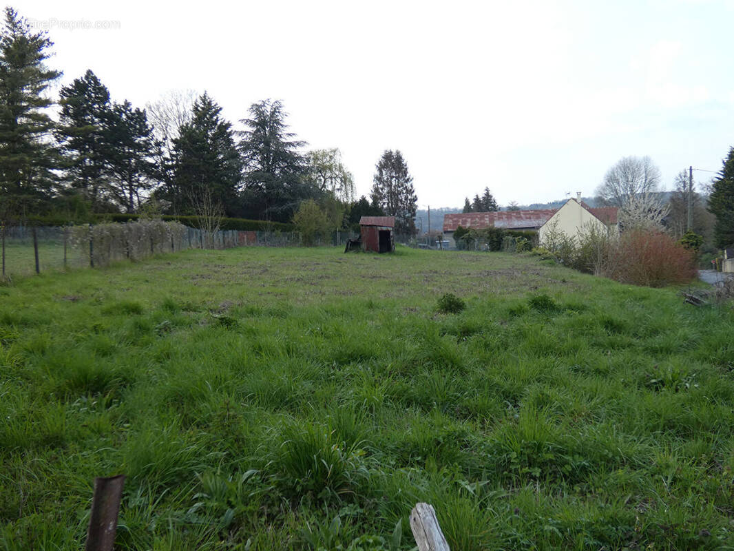 Terrain à MAGNY-EN-VEXIN