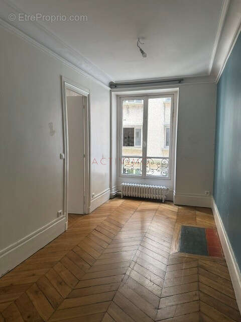 5 PIECES 110 m2 - Rue de Rennes - photo 12