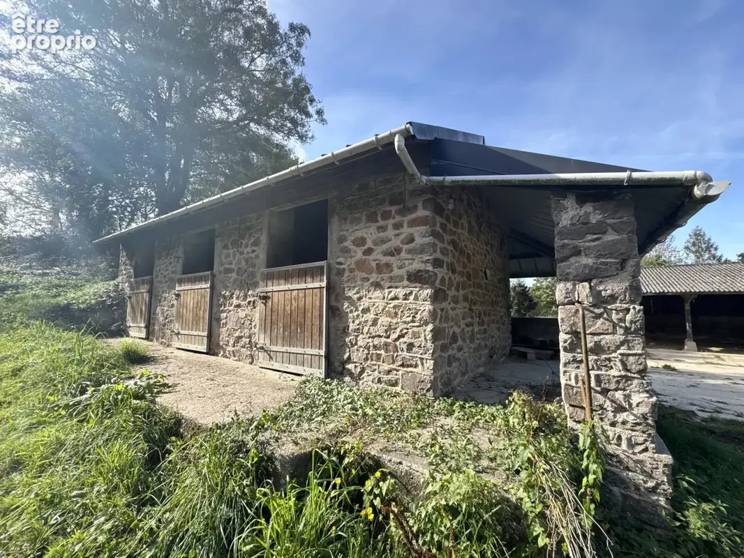 Jolie maison en pierres avec jardin et dependances a renover - photo 14