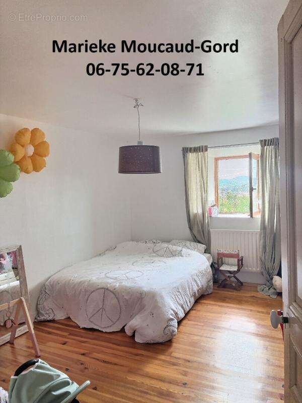 Maison à SOLIGNAC-SOUS-ROCHE