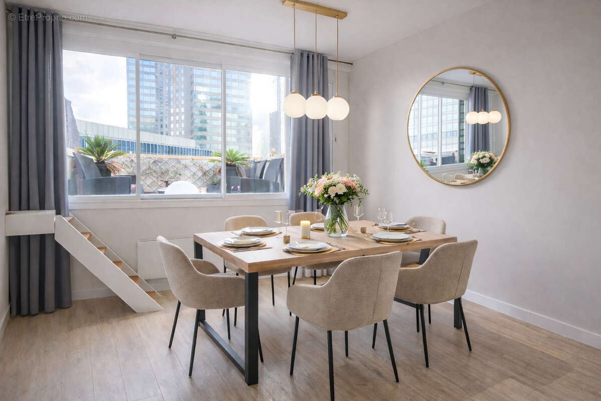 Appartement à COURBEVOIE