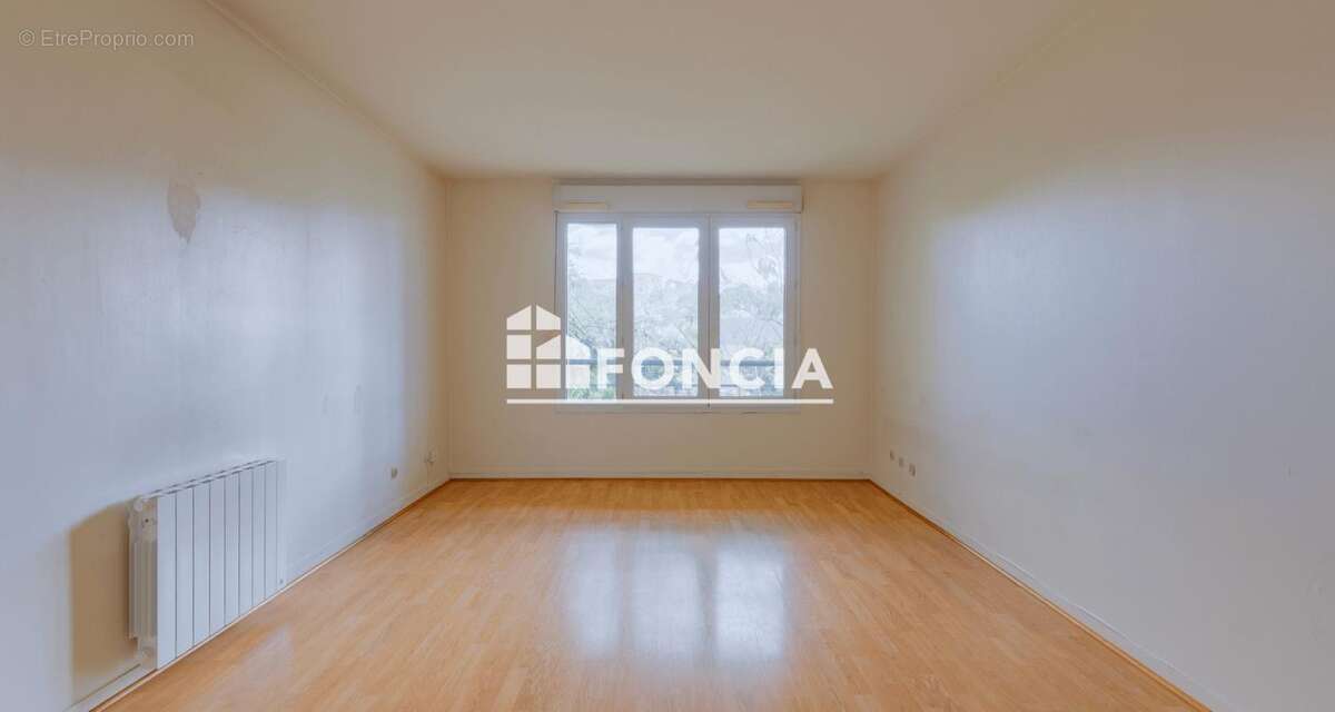 Appartement à LYON-8E