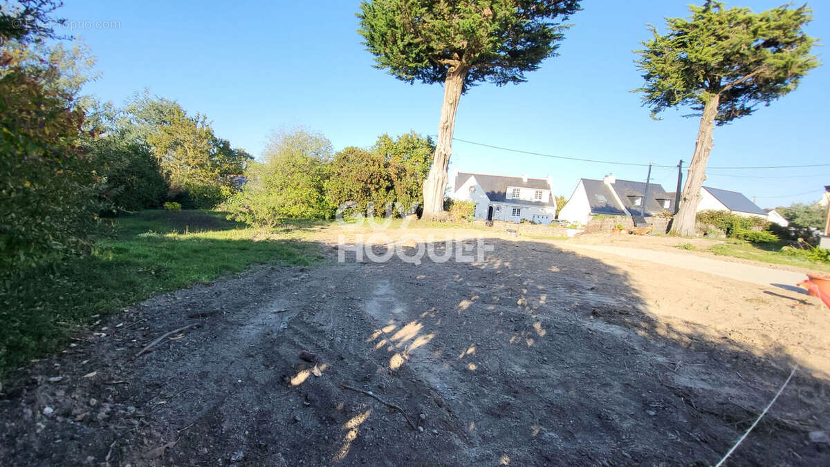 Terrain à SAINT-ARMEL