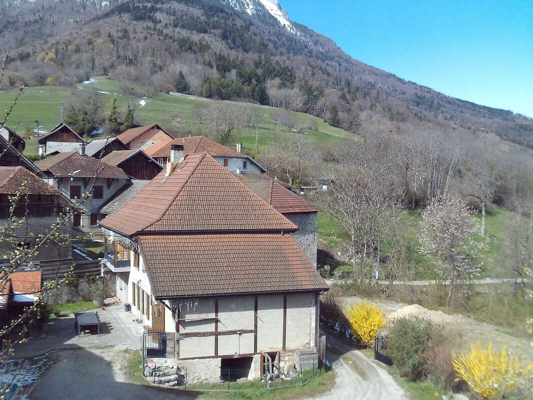 Maison à CHAPAREILLAN