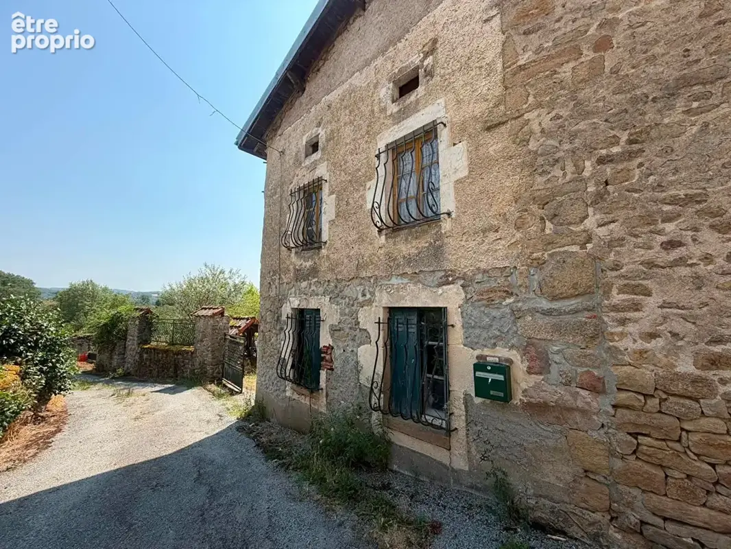 HAUTE-VIENNE ? Belle maison en pierre avec une seconde maison à rénover, grange et vue exceptionnelle. - photo 6