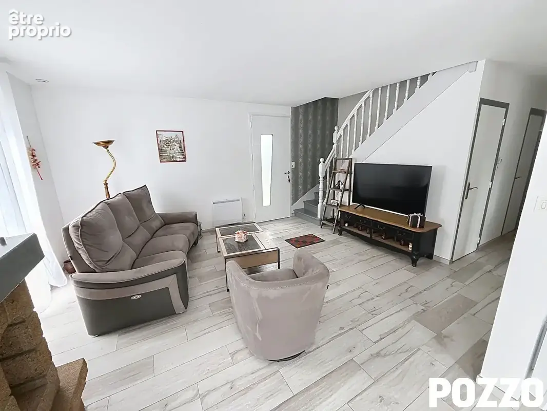 A VENDRE Maison rénovée Saint Hilaire Du Harcouet 5 pièce(s) 118 m2 - photo 5