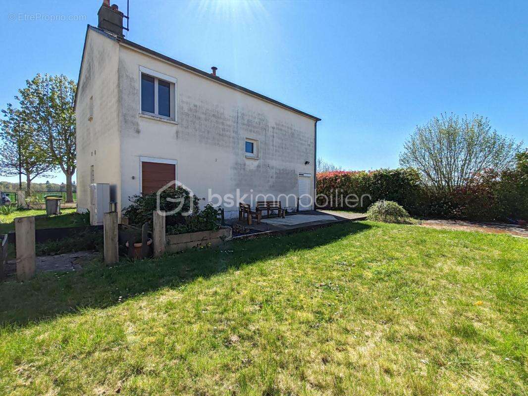 Maison à CHEVILLY