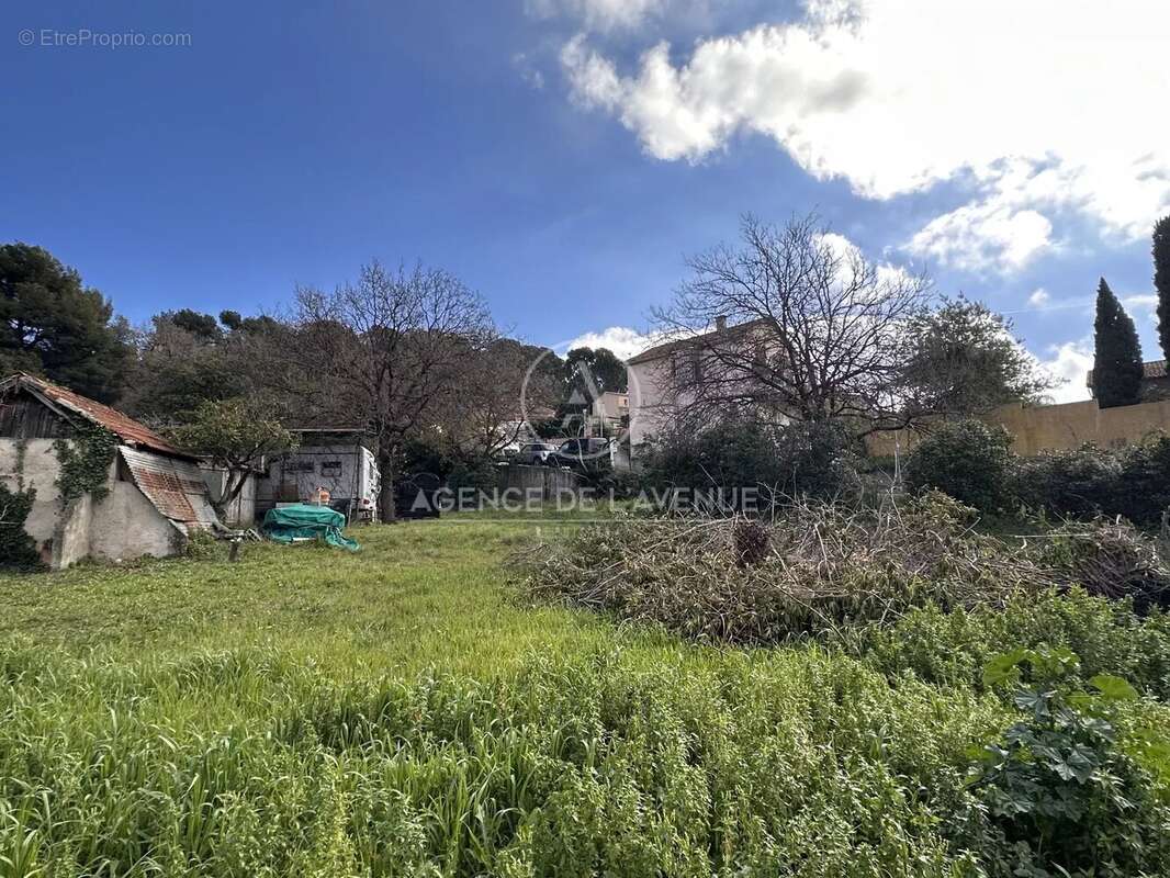 Terrain à LA SEYNE-SUR-MER