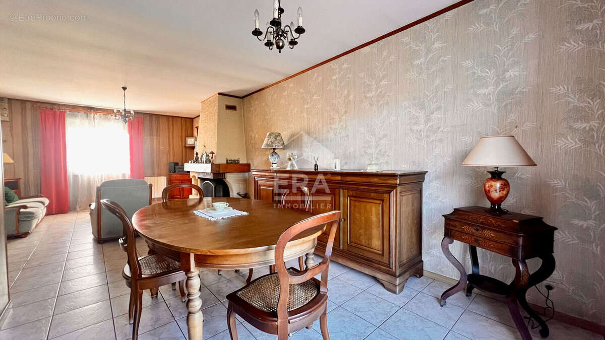 Maison à VIRY-CHATILLON