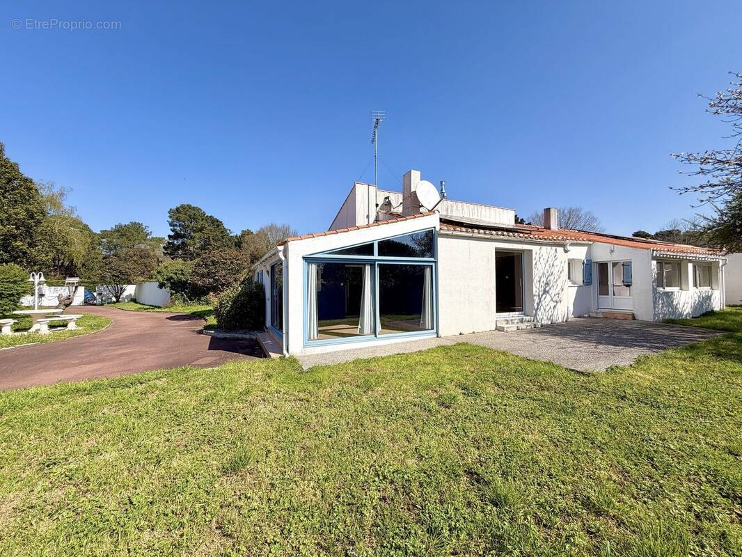 Façade maison - Maison à SAINT-HILAIRE-DE-RIEZ