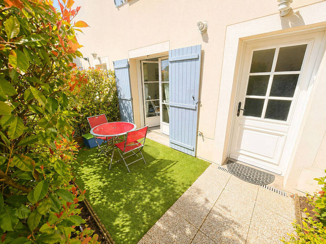 Appartement à SAINT-LEU-D'ESSERENT
