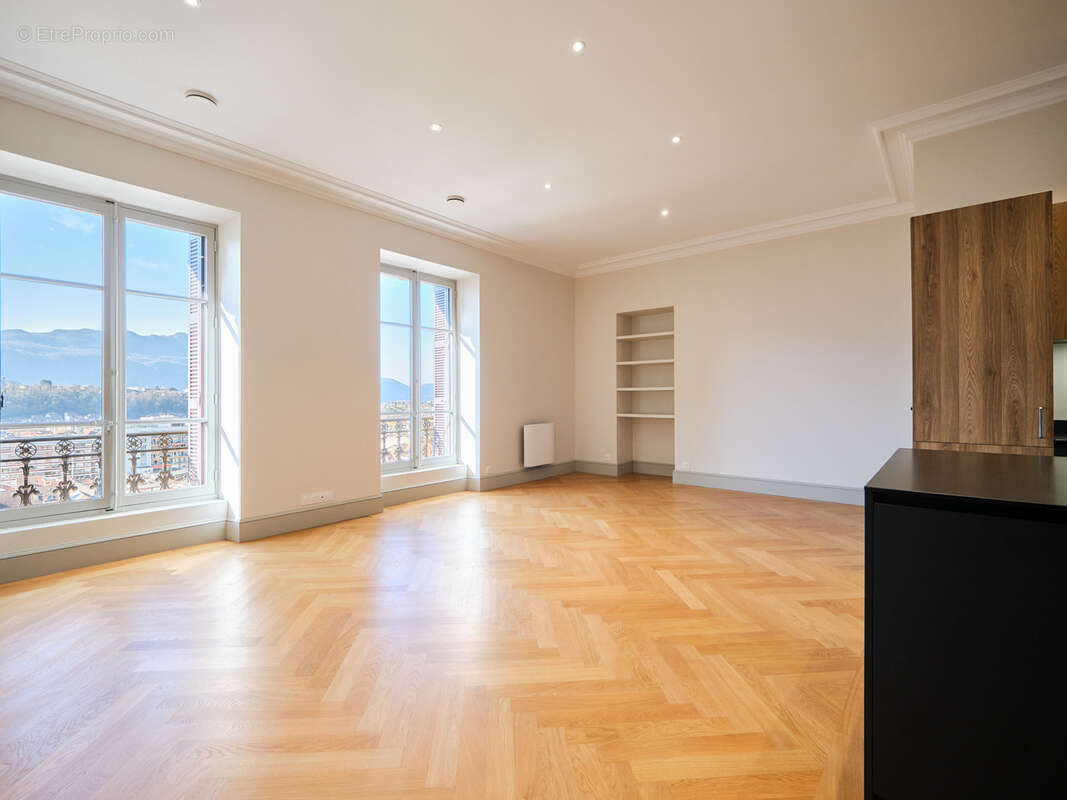 Appartement à AIX-LES-BAINS