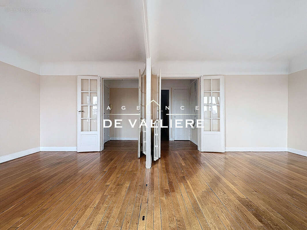 Appartement à NANTERRE