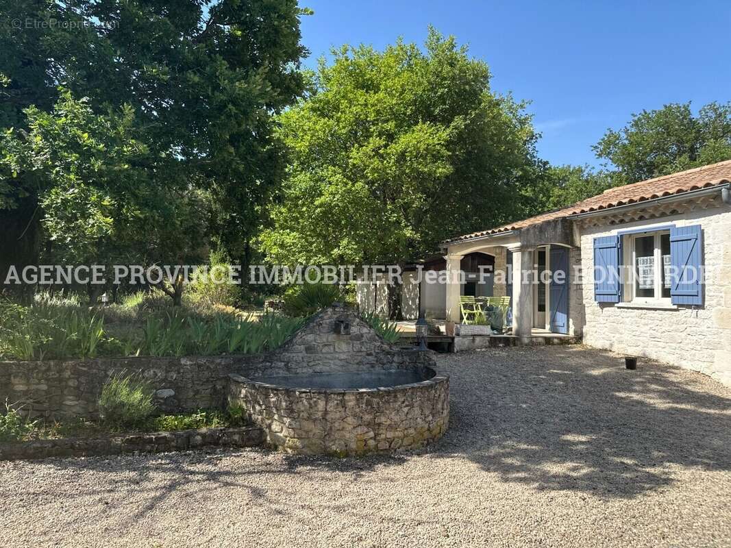 Maison 166 m² à Chantemerle-Les-Grignan  - photo 18