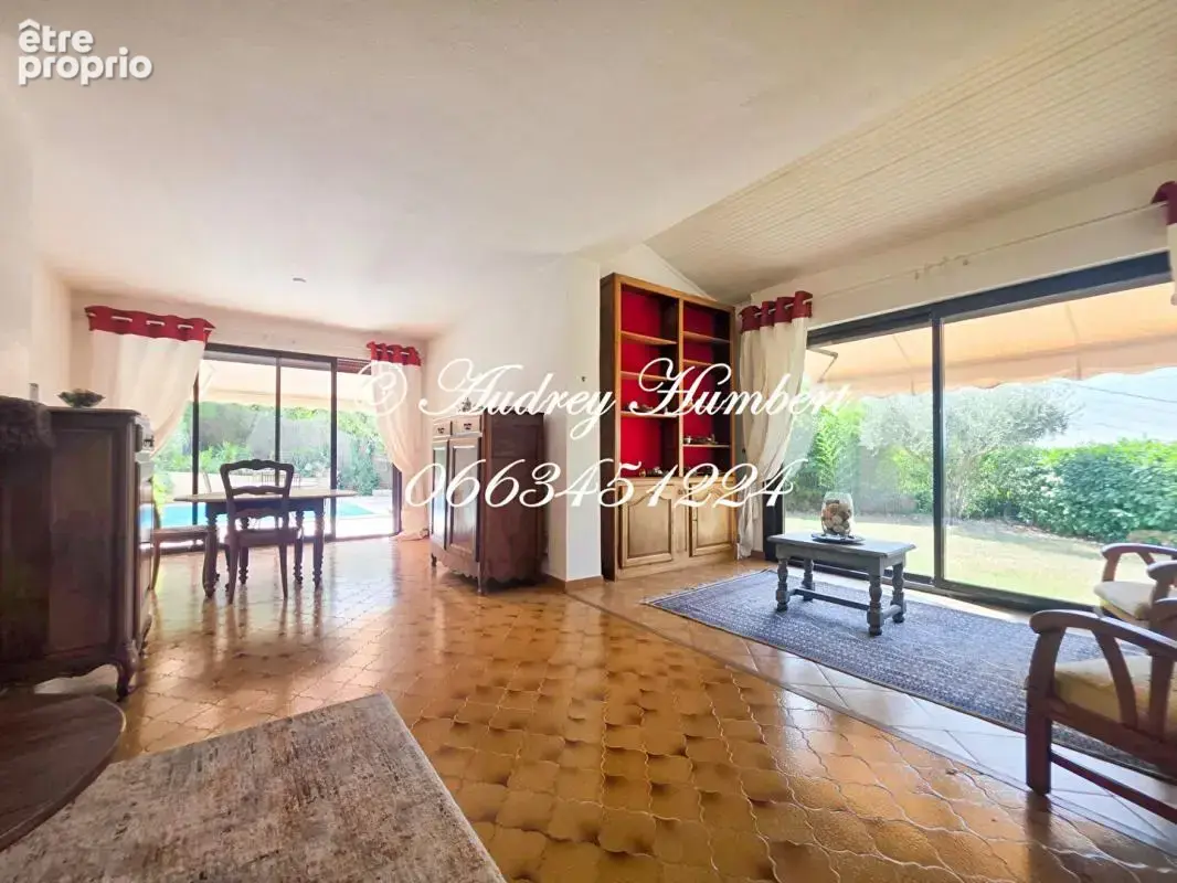 Exclusivité Manosque, Quartier Mont d'Or / Colombier,  Belle villa familiale de 163 m² , 5 chambres - Jardin clos, Piscine et Pr - photo 3