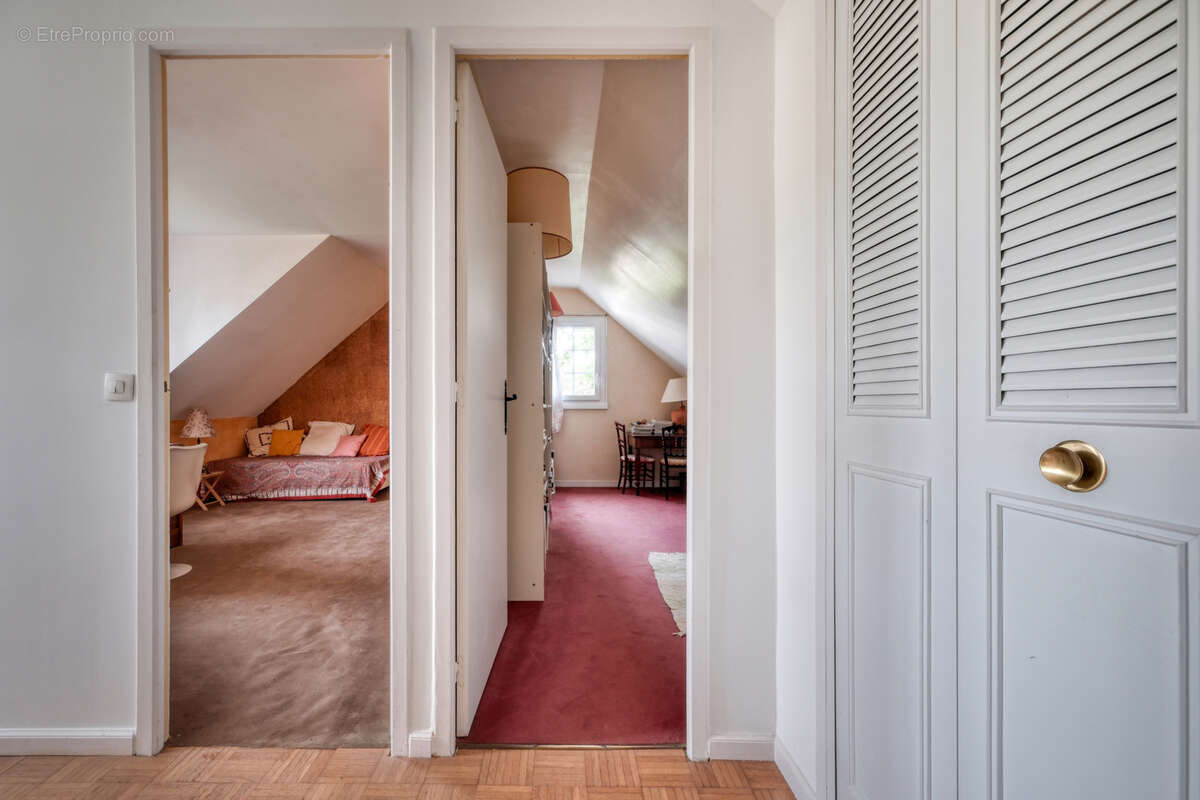 Maison à LIMOURS