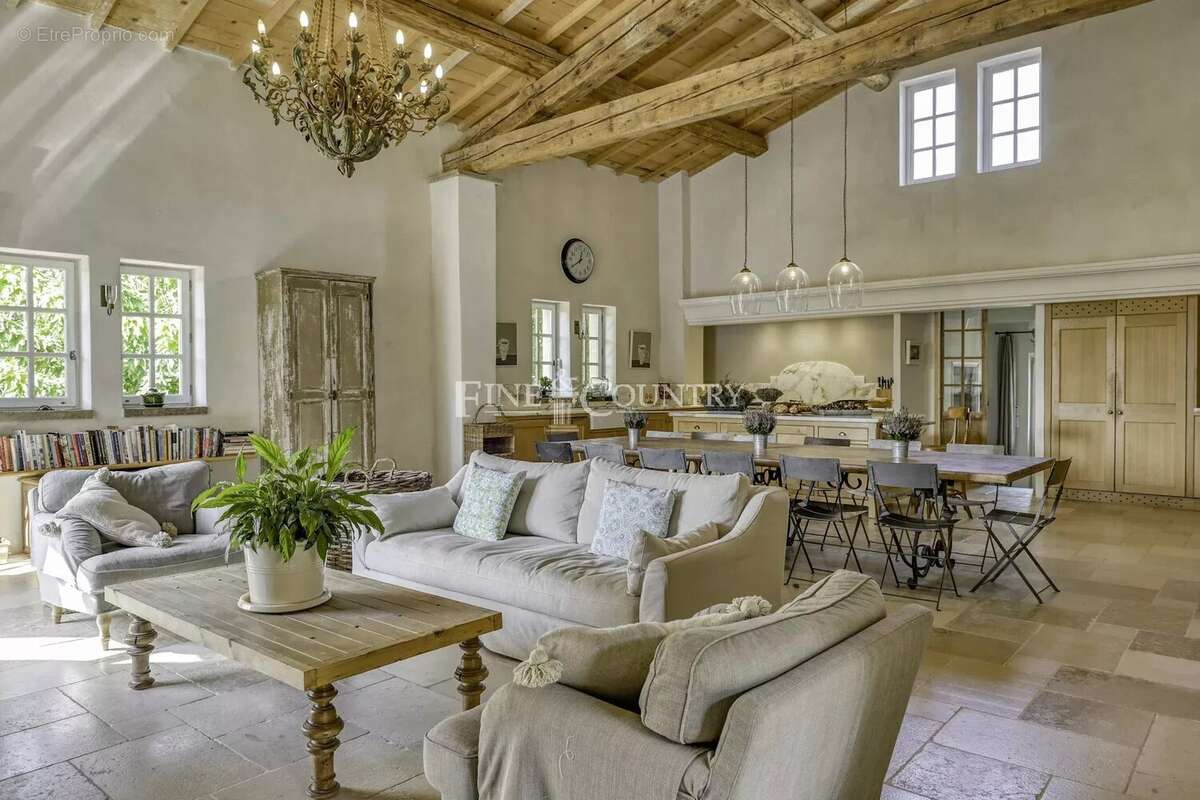 Domaine Rimbaud – Bastide provençale historique à proximité d'Aix-en-Provence - photo 6
