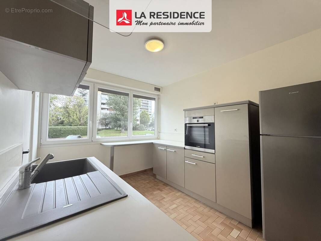 Appartement à VELIZY-VILLACOUBLAY