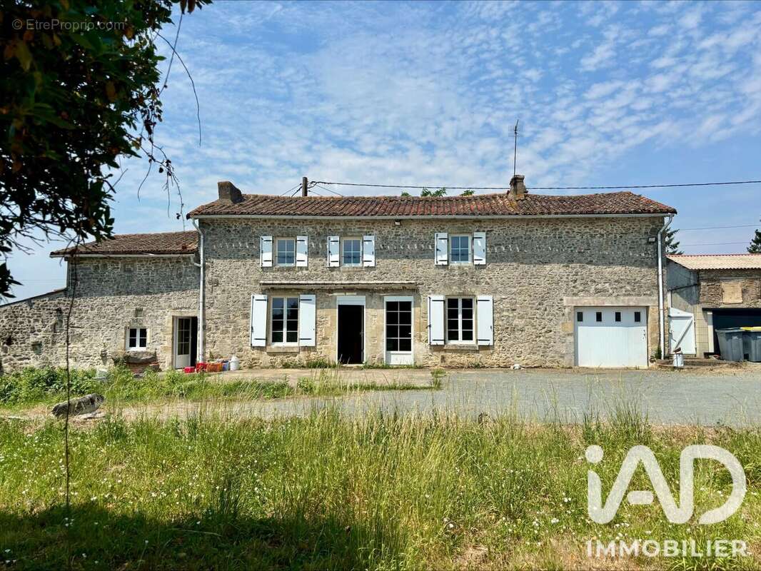 Maison 149 m² à Allonne  - photo 2