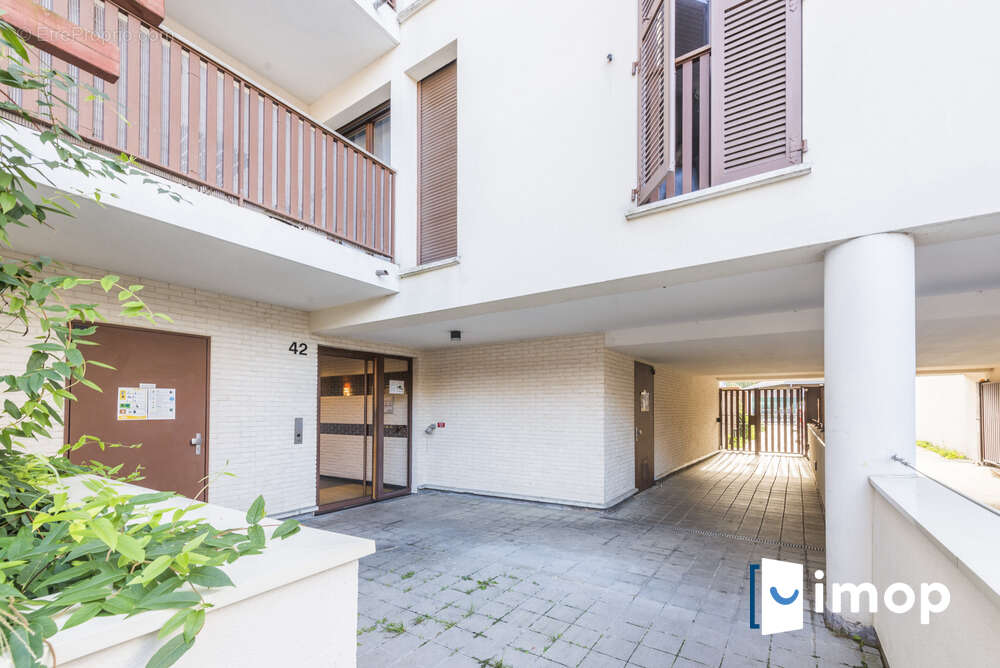 Appartement à IVRY-SUR-SEINE