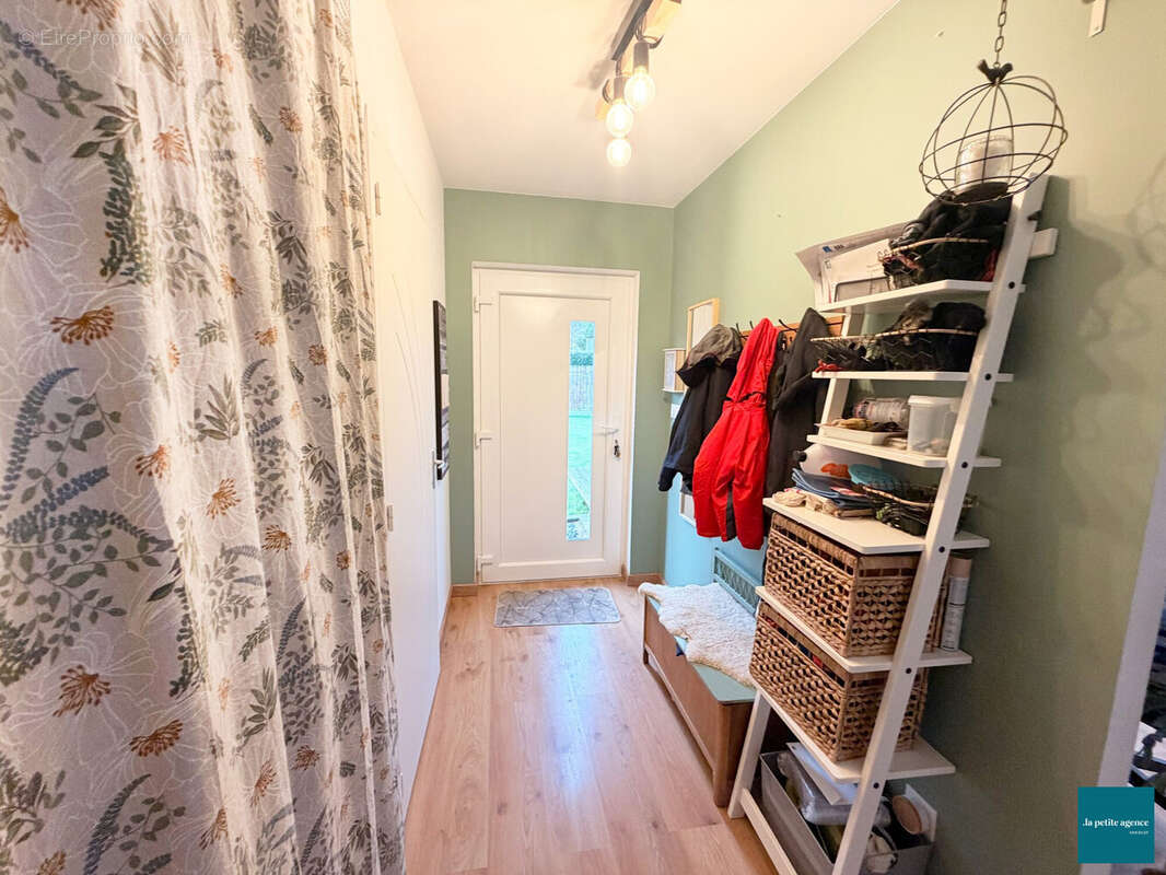 Maison à LES MOUTIERS-EN-CINGLAIS