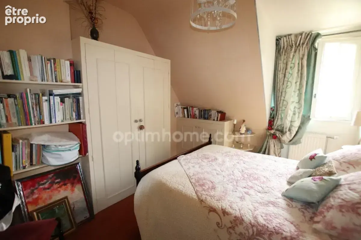 LA GACILLY MORBIHAN, Belle maison familiale de 5 chambres vendue en Viager occupé - photo 10