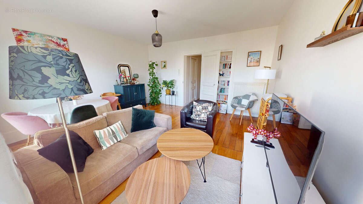 Appartement à SAINT-MANDE