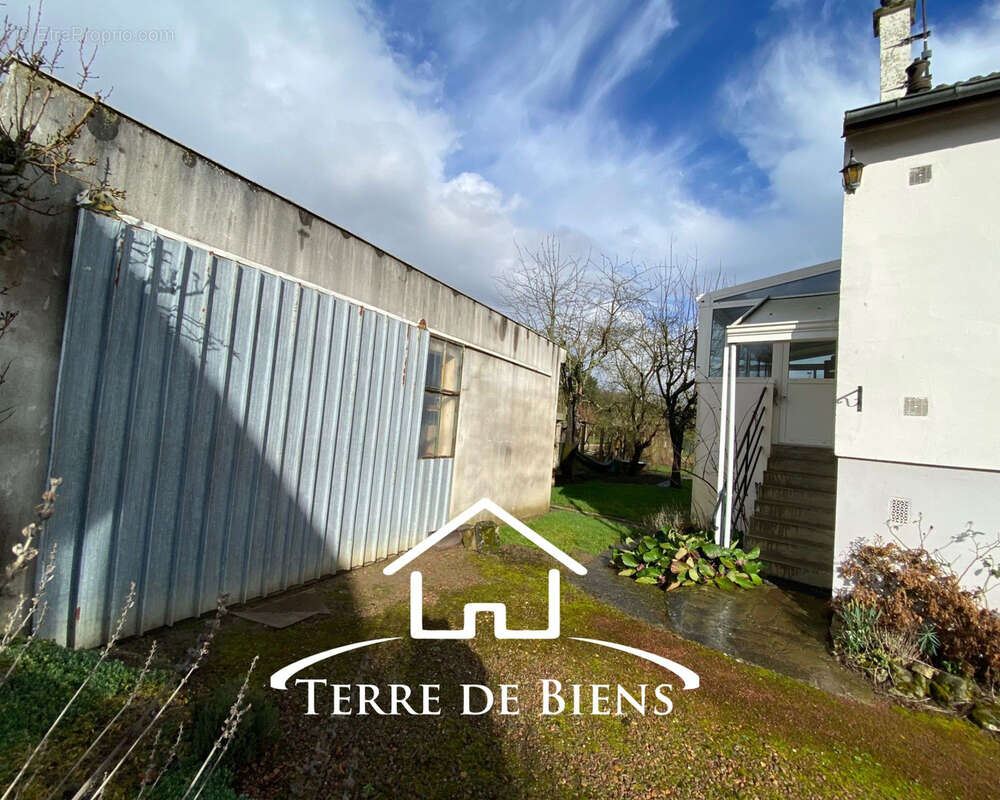 Maison à VIC-SUR-AISNE