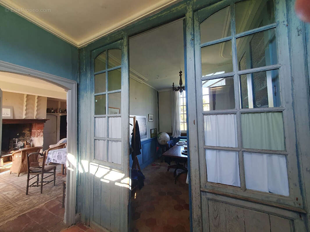 Maison à CORMEILLES