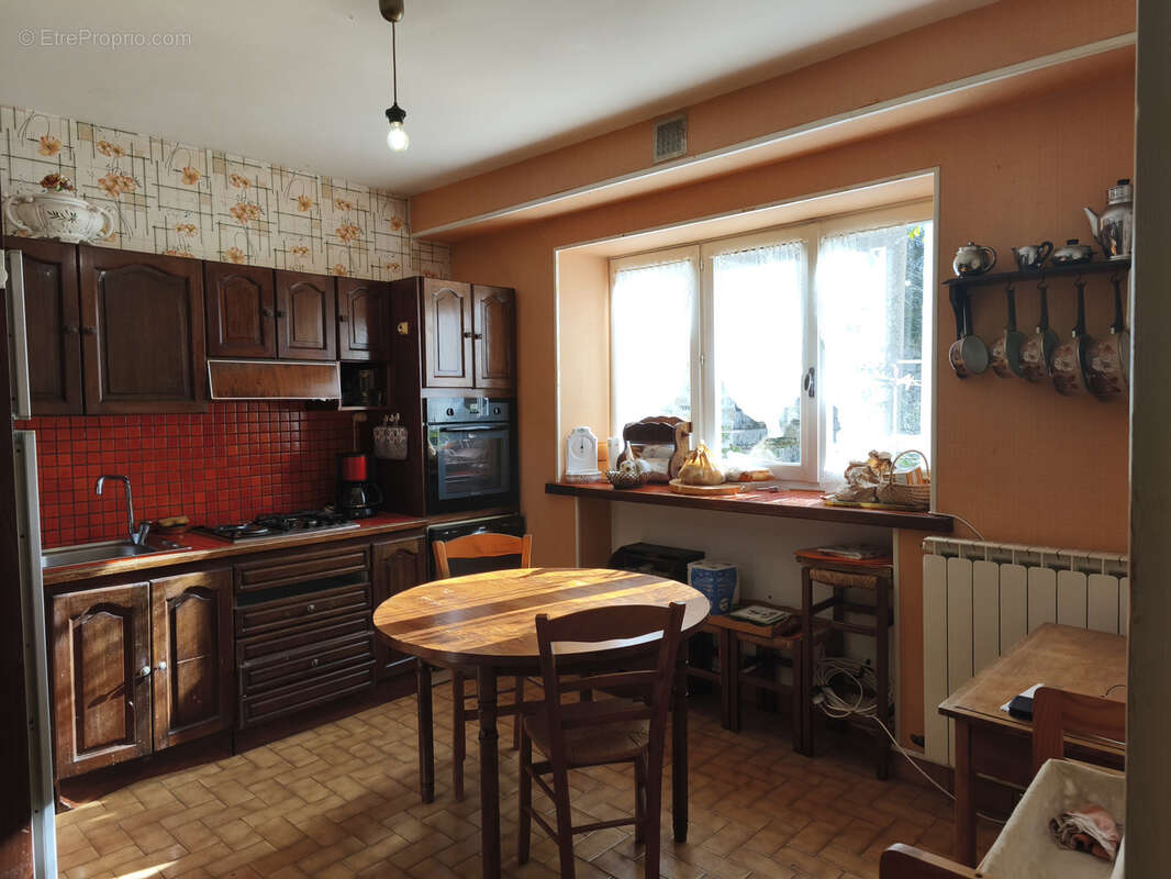 Maison à THEZILLIEU